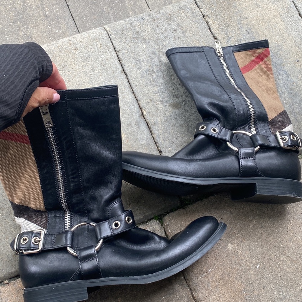 Burberry women's boots size 36 - Picture 13 of 15